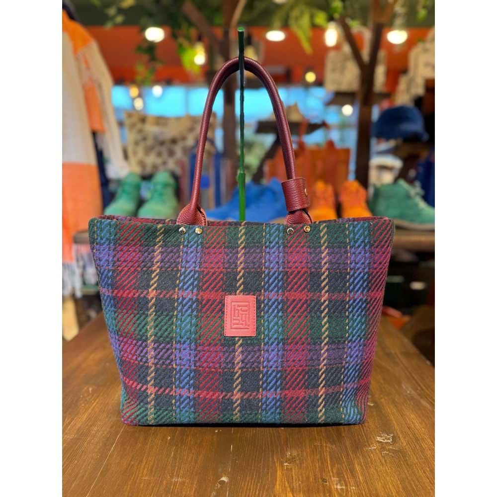 Plaid Fabric Claret Red Long Champ Large