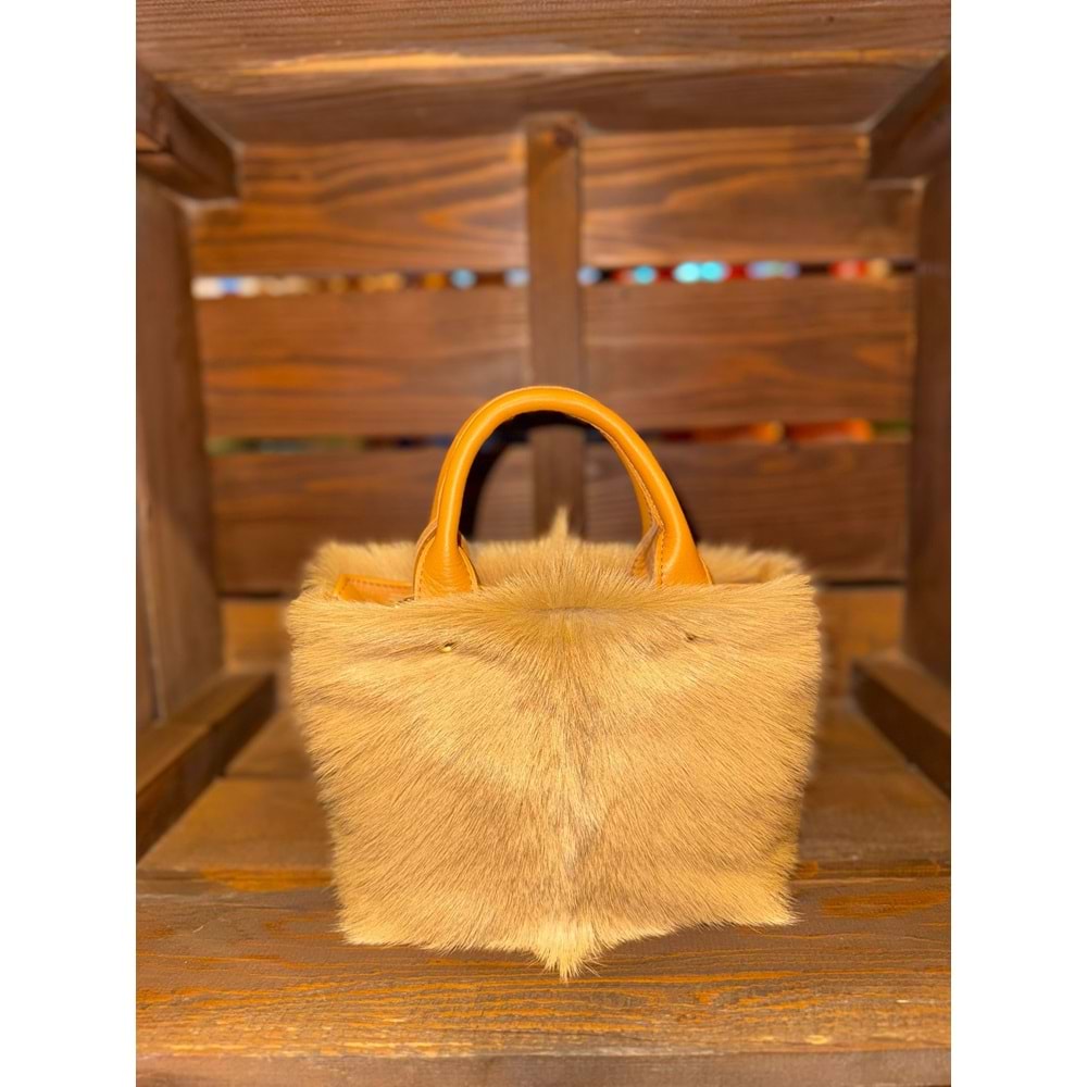 Kid Skin Camel Hair Gusset Mini Ladybag