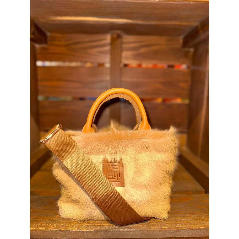 Kid Skin Camel Hair Gusset Mini Ladybag