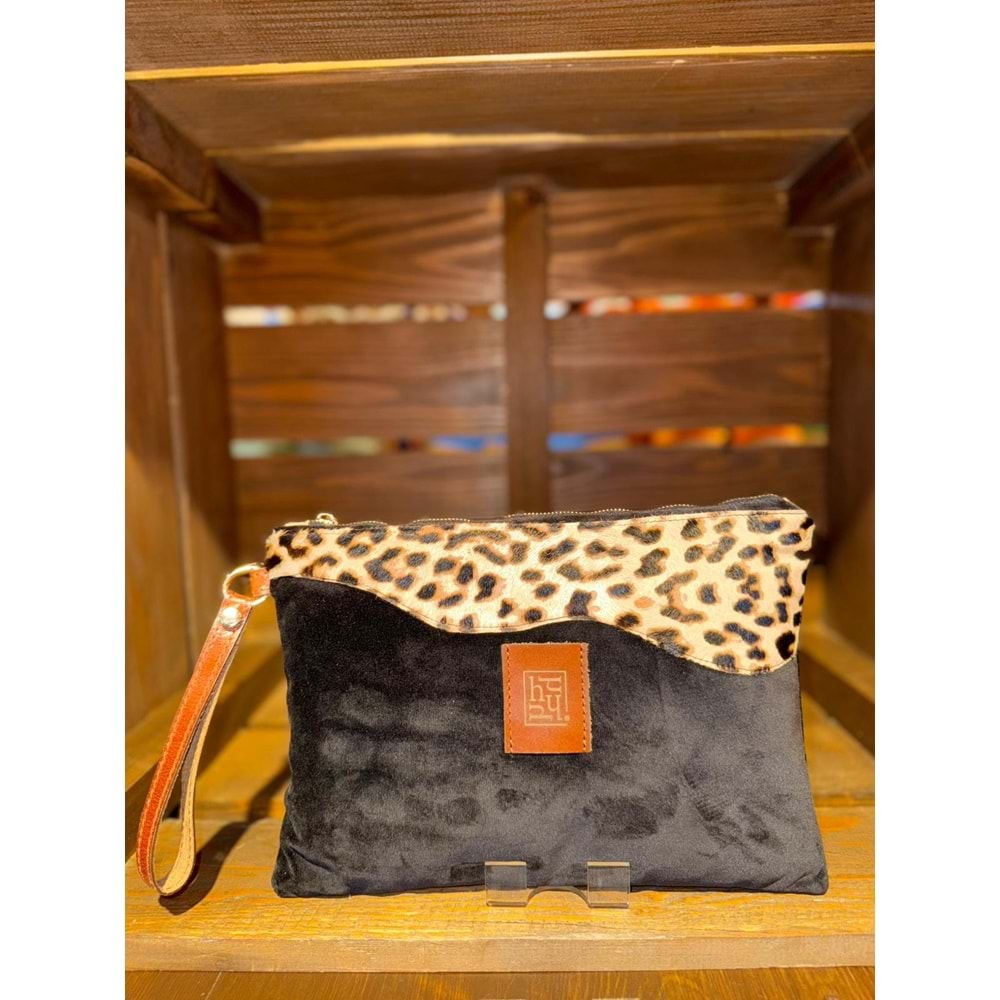 Black Leopard Clutch