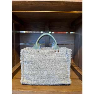 Nephti Tote Bag