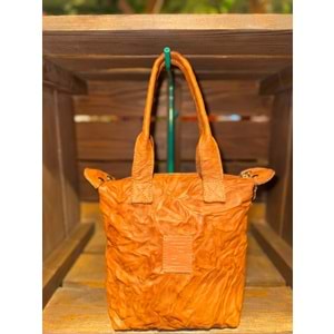 Brown Skin Small Fold