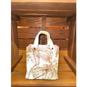 Woman İn Swimsuşts Green Ladybag