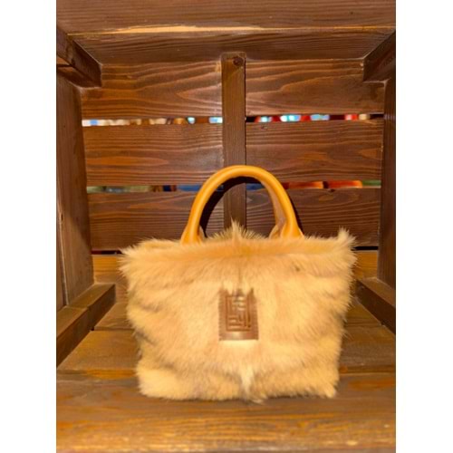 Kid Skin Camel Hair Gusset Mini Ladybag