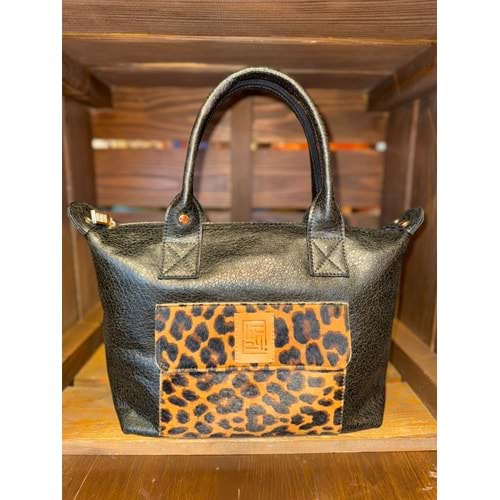 Leopard Black Medium Fold Bag