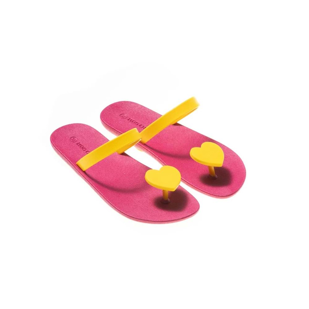 MC SWEETY HEARTH - MOO CHUU - PVC DÜZ TEK PARMAK TERLİK - PEMBE-SARI - 36 - 26SS-MC-SWTY-STR-25319
