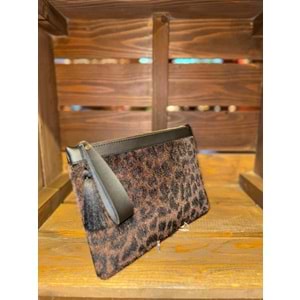 E&C Leopar Letter EYN208