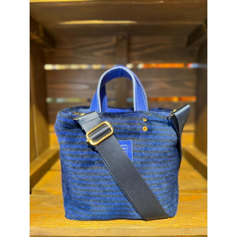 Parlıament Blue Kid Skin Ladybag
